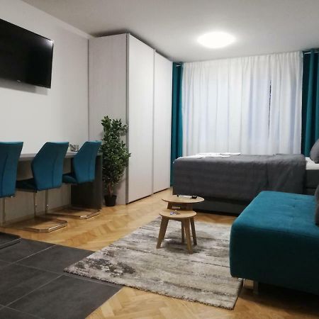 זאגרב Apartments Ali מראה חיצוני תמונה