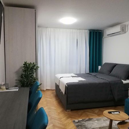 זאגרב Apartments Ali מראה חיצוני תמונה