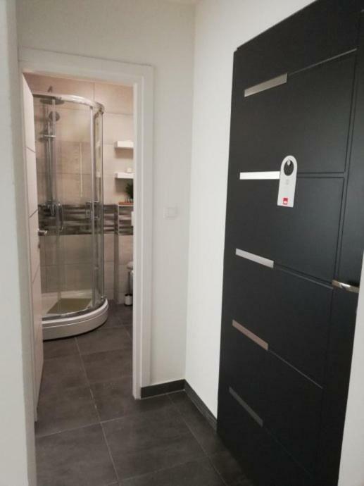 זאגרב Apartments Ali מראה חיצוני תמונה
