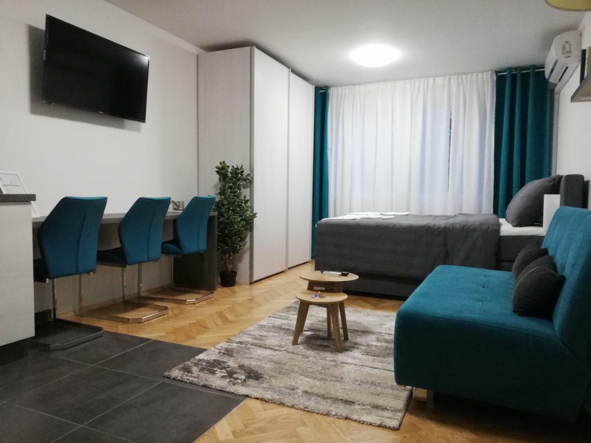 זאגרב Apartments Ali מראה חיצוני תמונה