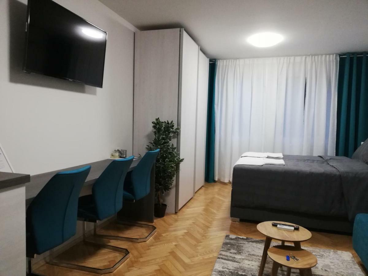 זאגרב Apartments Ali מראה חיצוני תמונה